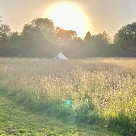 Luxury tent Tin And Canvas Glamping Pickering, Canvas Capers Bell Tent *