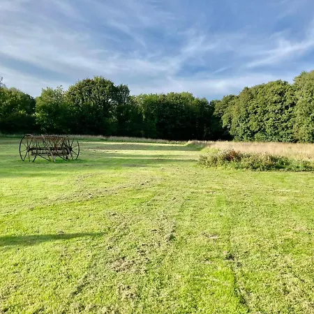 Tin And Canvas Glamping Pickering, Canvas Capers Bell Tent Luxury tent *