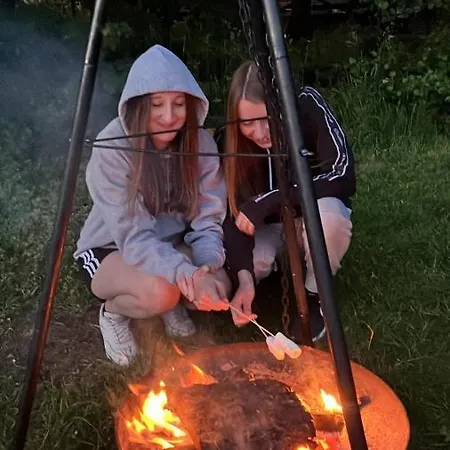 Tin And Canvas Glamping Pickering, Canvas Capers Bell Tent