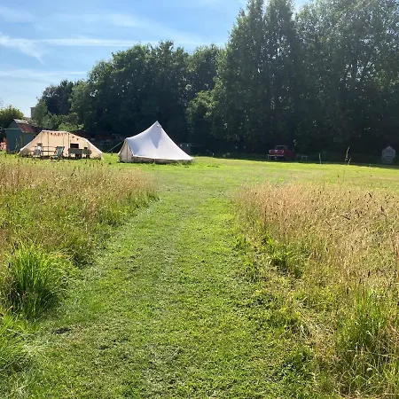 Tin And Canvas Glamping Pickering, Canvas Capers Bell Tent * Pickering