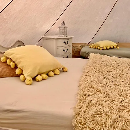 Tin And Canvas Glamping Pickering, Canvas Capers Bell Tent *